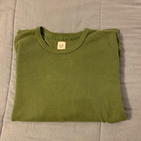 Beautiful Olive Green Sweater - Picture 1 of 4